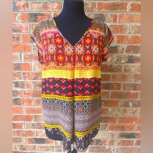 DR2 by danielrainn Flowy Patterned Top with V-Neck